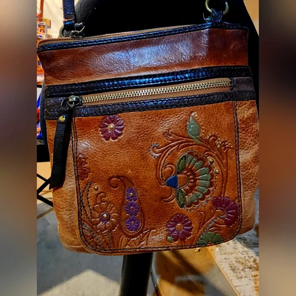 Fossil crossbody purse - Picture 1 of 15
